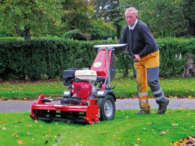 K2100 with Cylinder Mower
